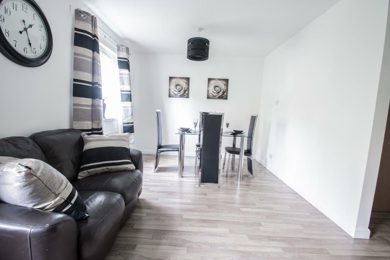 Orange Town House - Shaw Road, Only 6 Minutes To City Centre Αμπερντήν Εξωτερικό φωτογραφία